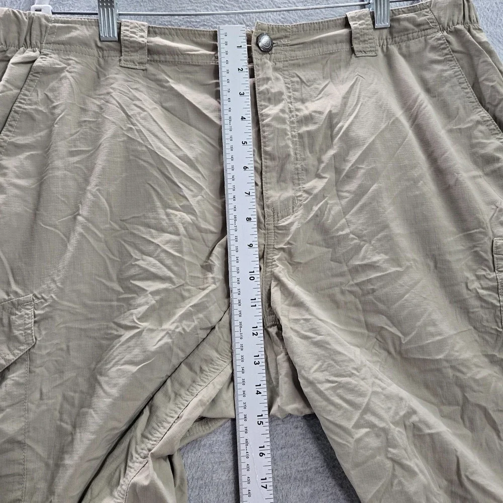 Columbia Men Shorts 40 Beige Chino Omni Shade Cargo‎ Pockets Nylon 9 in Inseam